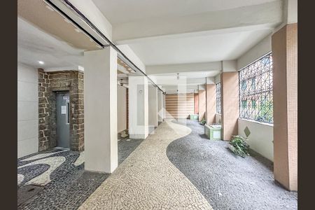 Hall de entrada de kitnet/studio à venda com 1 quarto, 18m² em Botafogo, Rio de Janeiro