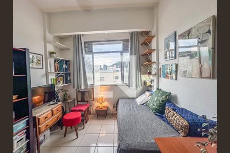 Quarto  de kitnet/studio para alugar com 1 quarto, 18m² em Botafogo, Rio de Janeiro