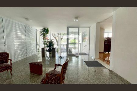 Hall de entrada de apartamento para alugar com 1 quarto, 58m² em Paraíso, São Paulo
