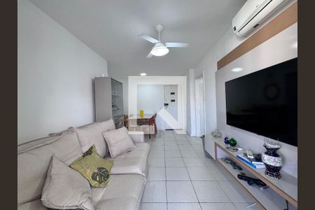 Sala de apartamento à venda com 2 quartos, 70m² em Barra da Tijuca, Rio de Janeiro