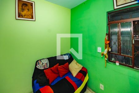 Casa à venda com 3 quartos, 120m² em Floramar, Belo Horizonte