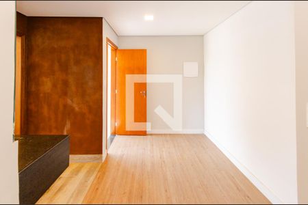 Corredor de apartamento para alugar com 5 quartos, 377m² em Grajaú, Belo Horizonte