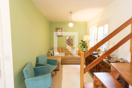 Sala de casa de condomínio à venda com 4 quartos, 240m² em Vila Nova, Porto Alegre