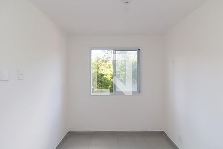 Quarto 1 de apartamento para alugar com 2 quartos, 40m² em Jardim Helian, São Paulo