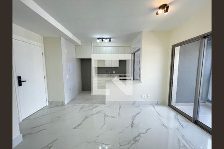 Sala de apartamento para alugar com 2 quartos, 56m² em Vila Sonia, São Paulo