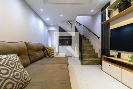 Sala de casa à venda com 3 quartos, 150m² em Vila Ré, São Paulo
