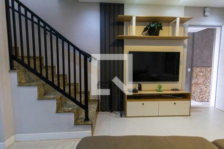 Sala de casa à venda com 3 quartos, 150m² em Vila Ré, São Paulo