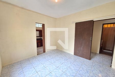 Suíte de casa para alugar com 2 quartos, 120m² em Jardim Primavera, Duque de Caxias