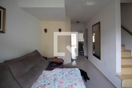 Sala de casa de condomínio para alugar com 2 quartos, 120m² em Tremembé, São Paulo