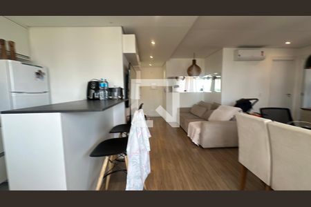 Sala de apartamento à venda com 2 quartos, 69m² em Alphaville Empresarial, Barueri