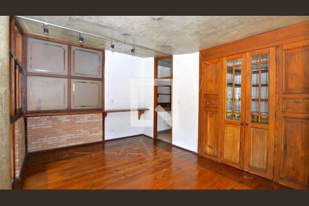 Casa à venda com 4 quartos, 421m² em Butantã, São Paulo