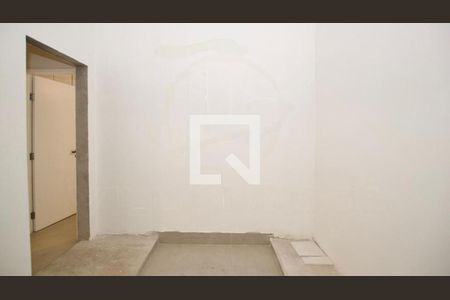 Casa à venda com 3 quartos, 215m² em Alto de Pinheiros, São Paulo