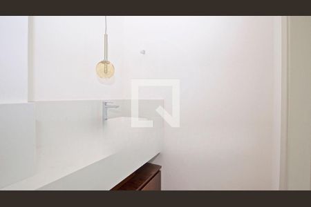 Casa à venda com 4 quartos, 263m² em Alto de Pinheiros, São Paulo