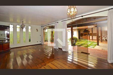 Casa à venda com 4 quartos, 333m² em Alto da Lapa, São Paulo