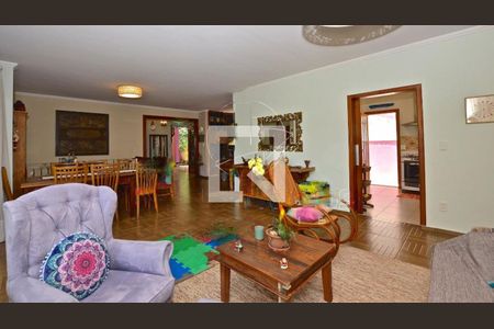 Casa à venda com 3 quartos, 470m² em Vila Madalena, São Paulo