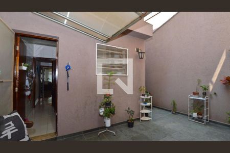 Casa à venda com 3 quartos, 131m² em Vila Madalena, São Paulo