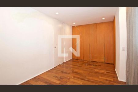 Apartamento à venda com 3 quartos, 260m² em Vila Madalena, São Paulo