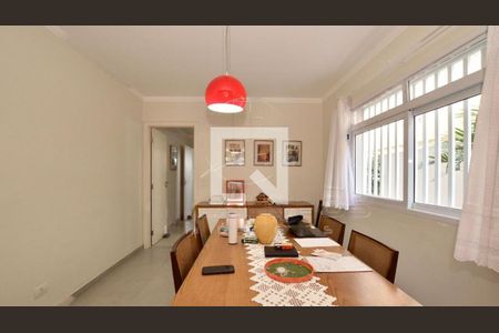 Casa à venda com 3 quartos, 186m² em Vila Madalena, São Paulo