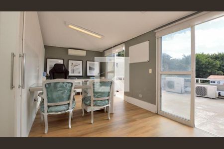 Casa à venda com 5 quartos, 525m² em Alto de Pinheiros, São Paulo