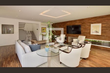 Casa à venda com 5 quartos, 525m² em Alto de Pinheiros, São Paulo