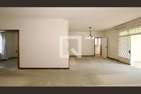 Casa à venda com 2 quartos, 250m² em Vila Madalena, São Paulo