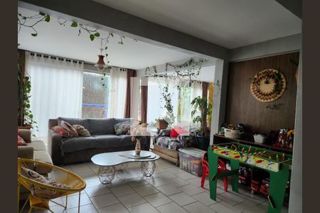 Sala de casa para alugar com 8 quartos, 430m² em Colônia Agrícola Vereda da Cruz, Brasília