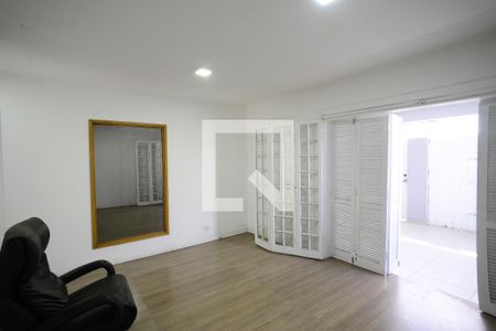 Casa à venda com 2 quartos, 200m² em Vila Mariana, São Paulo