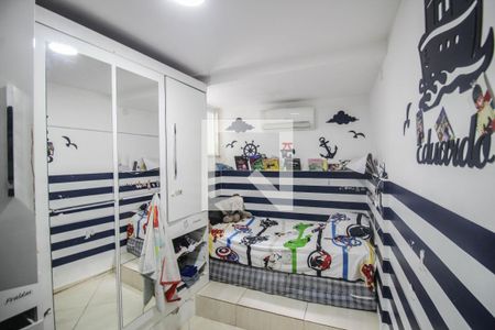Quarto  de casa para alugar com 3 quartos, 110m² em Nossa Senhora de Fatima, Nilópolis