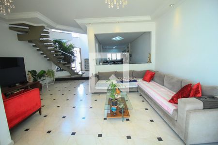 Casa à venda com 3 quartos, 200m² em Mooca, São Paulo