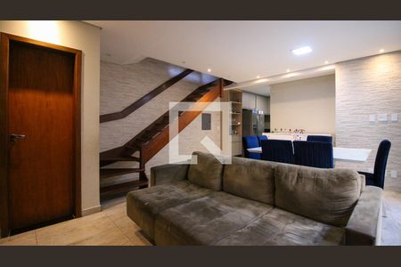 Casa à venda com 4 quartos, 161m² em Vila Lucia, São Paulo