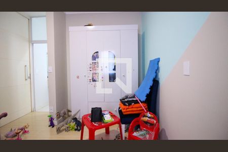 Casa à venda com 4 quartos, 161m² em Vila Lucia, São Paulo