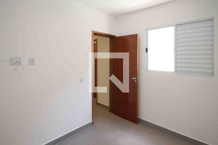 Quarto de apartamento para alugar com 1 quarto, 30m² em Vila Paulo Silas, São Paulo