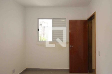 Quarto de apartamento para alugar com 1 quarto, 30m² em Vila Paulo Silas, São Paulo