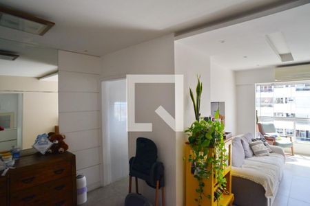 Sala de apartamento para alugar com 1 quarto, 71m² em Barra da Tijuca, Rio de Janeiro