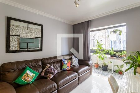 Sala de apartamento para alugar com 3 quartos, 81m² em Vila Olímpia, São Paulo