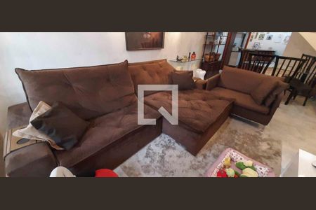 Casa para alugar com 4 quartos, 142m² em Rochdale, Osasco