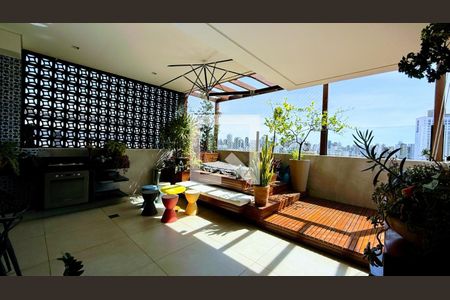 Cobertura de apartamento à venda com 3 quartos, 204m² em Santo Antônio, Belo Horizonte