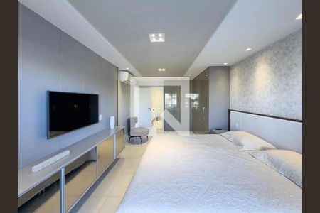 Casa à venda com 5 quartos, 630m² em Barra da Tijuca, Rio de Janeiro