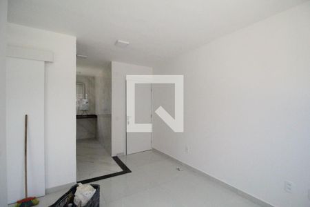 Sala de apartamento para alugar com 2 quartos, 42m² em Taquara, Rio de Janeiro