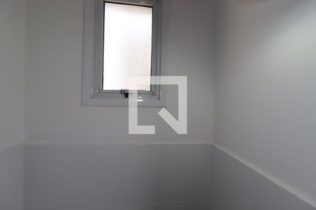 Lavabo  de apartamento para alugar com 2 quartos, 110m² em Parque Novo Oratório, Santo André