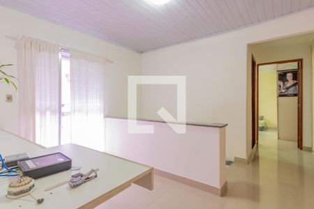 Hall dos Quartos de casa para alugar com 2 quartos, 180m² em Veloso, Osasco