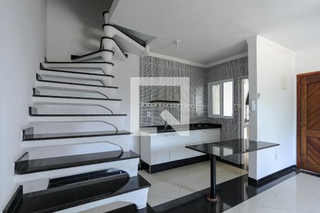 Sala de casa de condomínio para alugar com 2 quartos, 90m² em Vila Suissa, Mogi das Cruzes