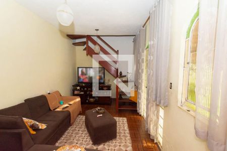 Casa1 - Sala de casa à venda com 5 quartos, 150m² em Solar do Barreiro, Belo Horizonte