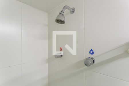 Banheiro de kitnet/studio à venda com 1 quarto, 25m² em Indianópolis, São Paulo