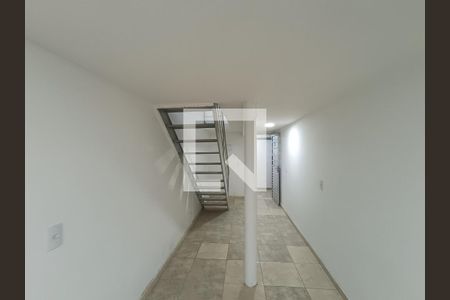 Sala/Cozinha de kitnet/studio para alugar com 1 quarto, 55m² em Parque Imperial, São Paulo