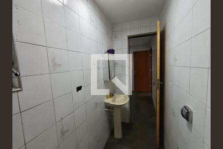 Banheiro de apartamento para alugar com 3 quartos, 58m² em Parque Imperial, São Paulo