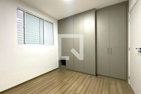 Suite 1 de apartamento para alugar com 2 quartos, 53m² em Buritis, Belo Horizonte