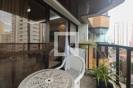 Varanda  de apartamento à venda com 3 quartos, 122m² em Vila Carrão, São Paulo