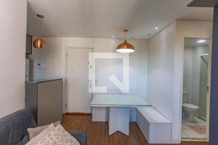 Sala  de apartamento para alugar com 2 quartos, 40m² em Campanário, Diadema