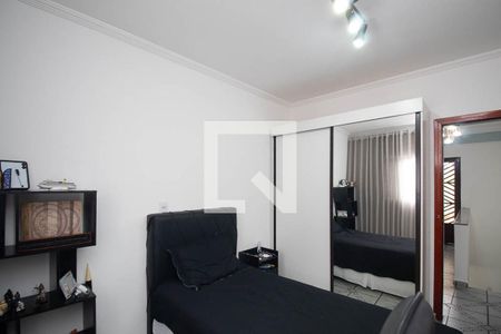Quarto 1 de casa à venda com 5 quartos, 210m² em Parque Edu Chaves, São Paulo